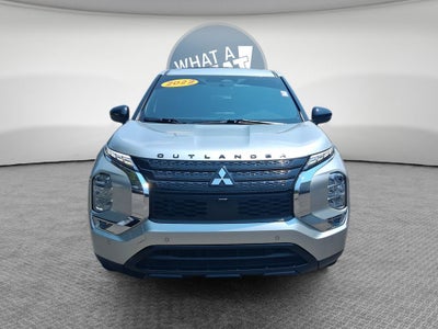 2022 Mitsubishi Outlander SE
