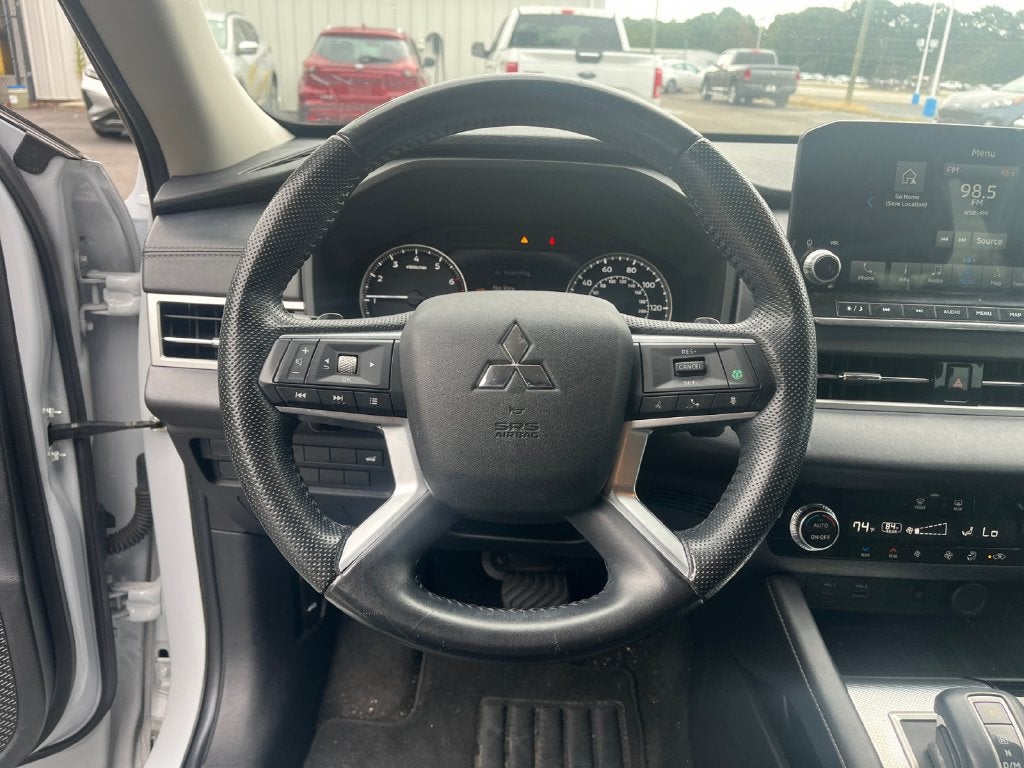 2022 Mitsubishi Outlander SEL