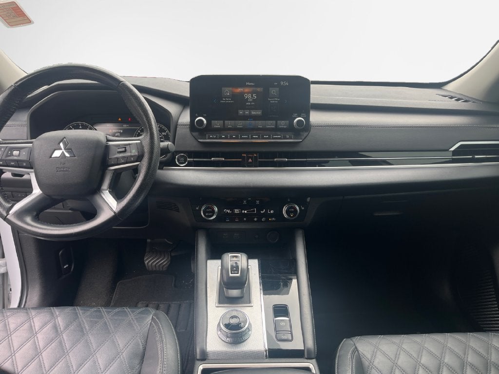 2022 Mitsubishi Outlander SEL