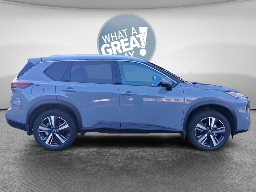 2025 Nissan Rogue SL