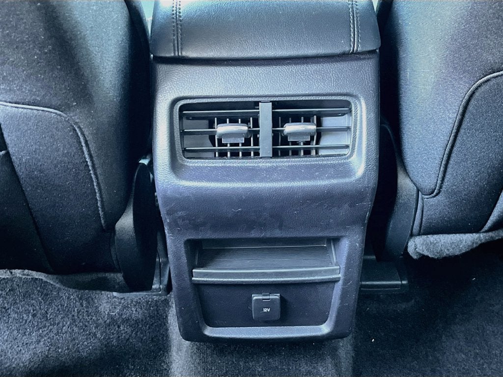 2018 Ford Edge SE