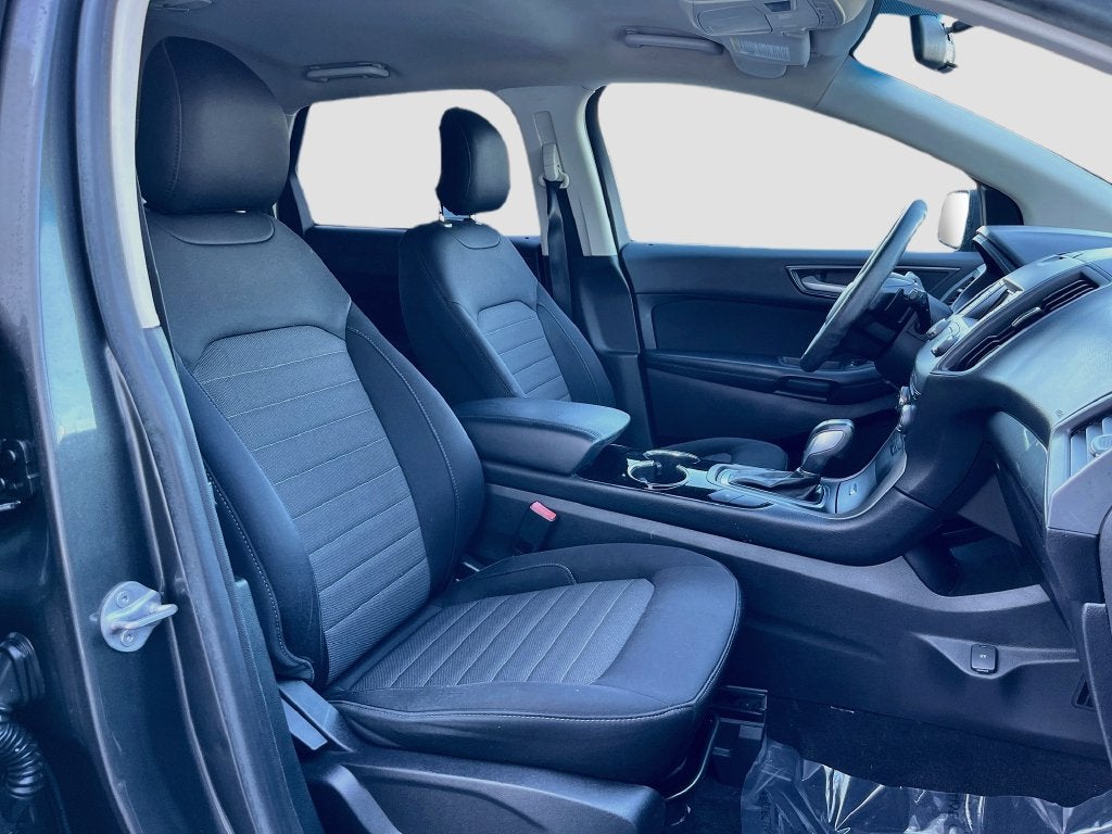 2018 Ford Edge SE