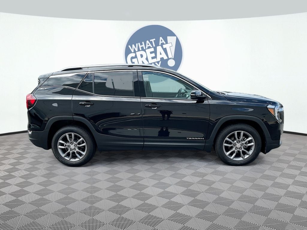 2022 GMC Terrain SLT