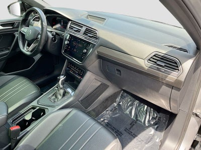 2023 Volkswagen Tiguan 2.0T SE R-Line Black
