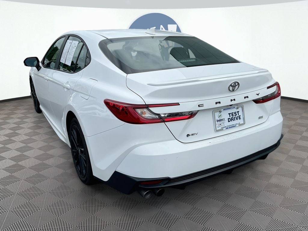 2025 Toyota Camry SE
