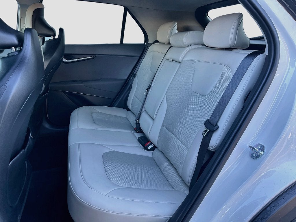 2025 Kia Niro EX